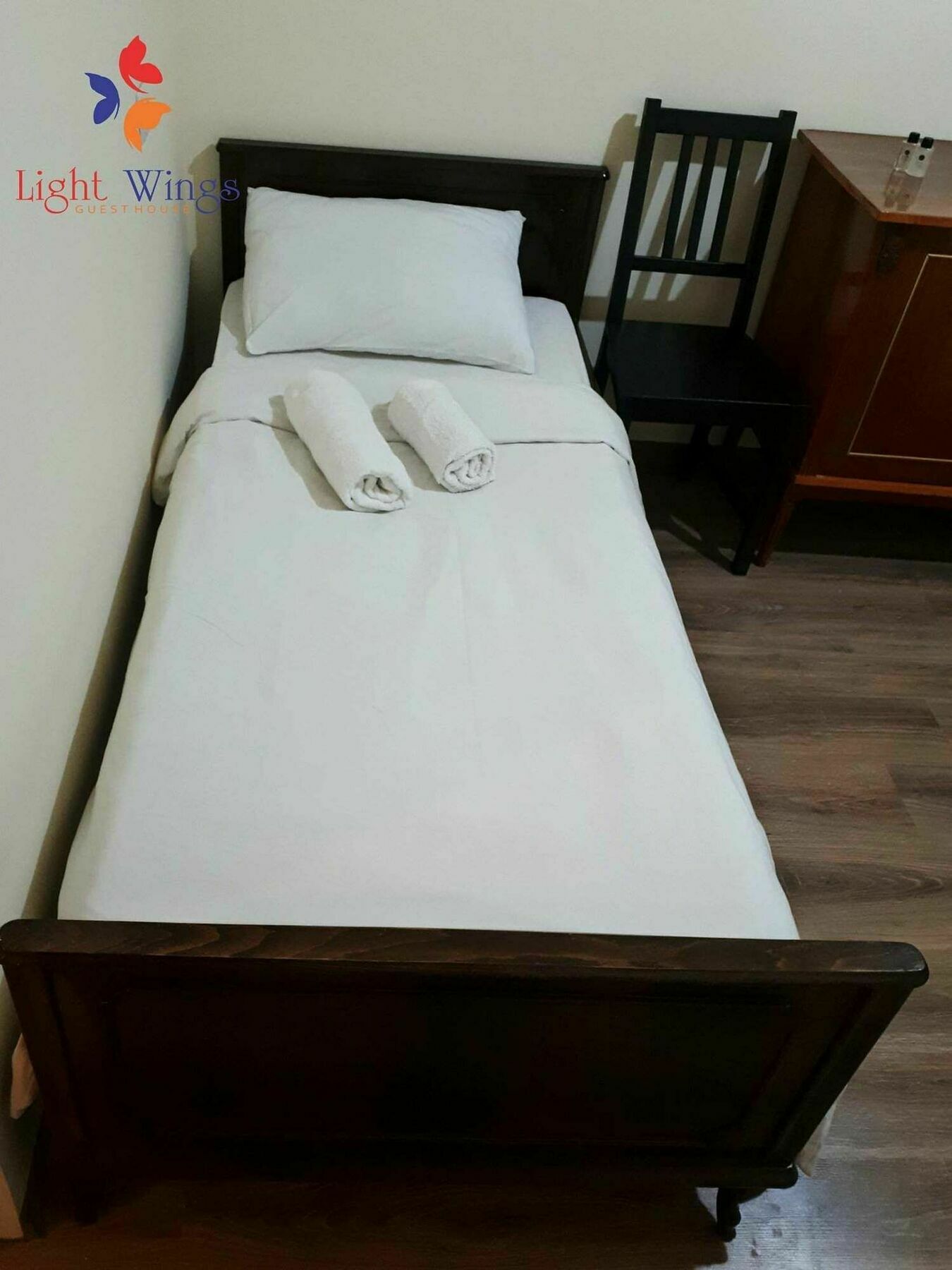 Light Wings Family Guesthouse Jerevan Buitenkant foto